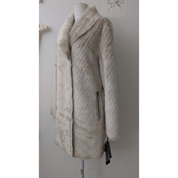 NWT Hawke & Co. reversible faux fur coat - Picture 3 of 16